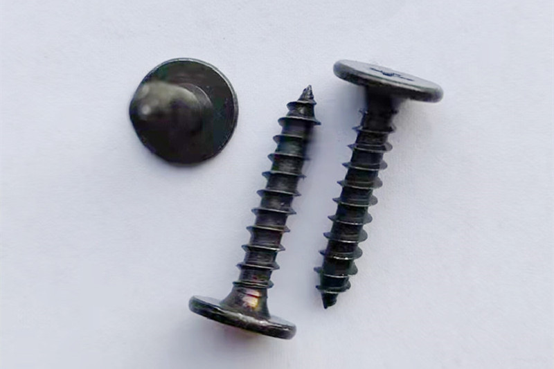 Cross shaped flat head self tapping screw